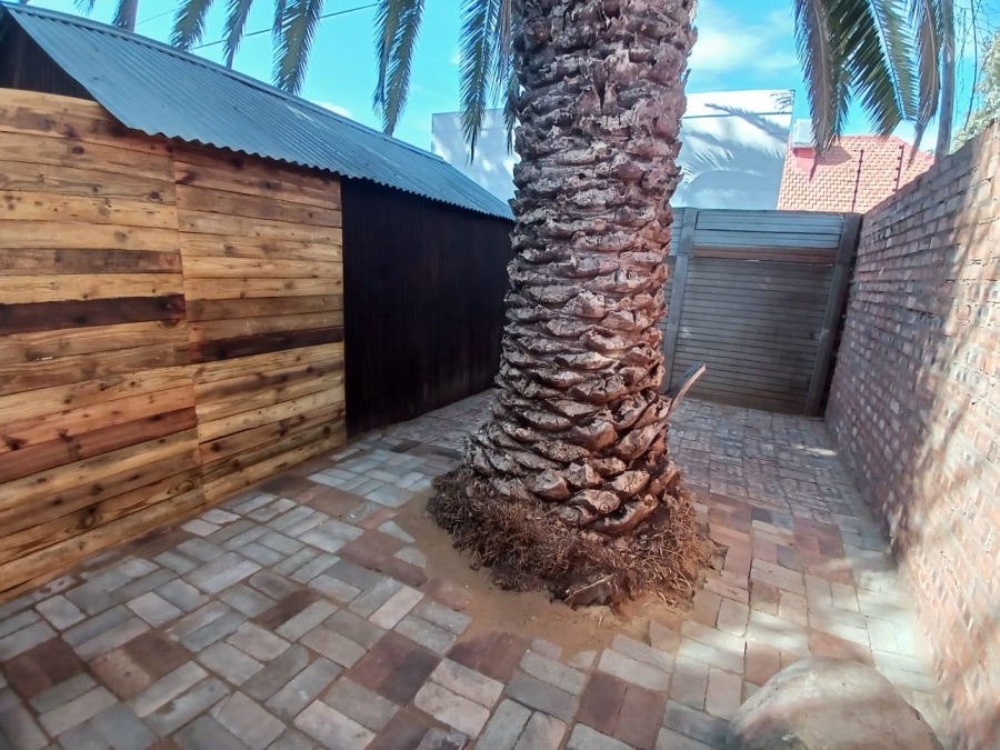 4 Bedroom Property for Sale in Herlear Northern Cape